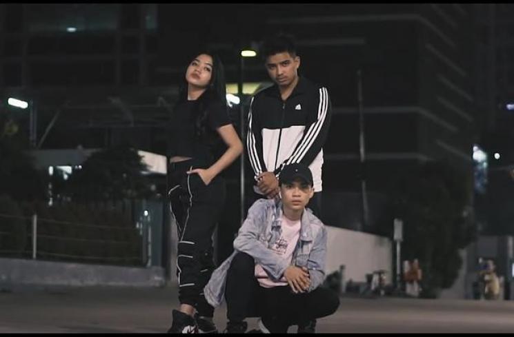 Gahtan Sakti Ft Oklin Fia dan Atong (youtube)