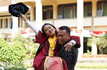 5 Potret Jian Ayune Sundul Langit, Putri Bupati Ponorogo yang Punya Nama Unik