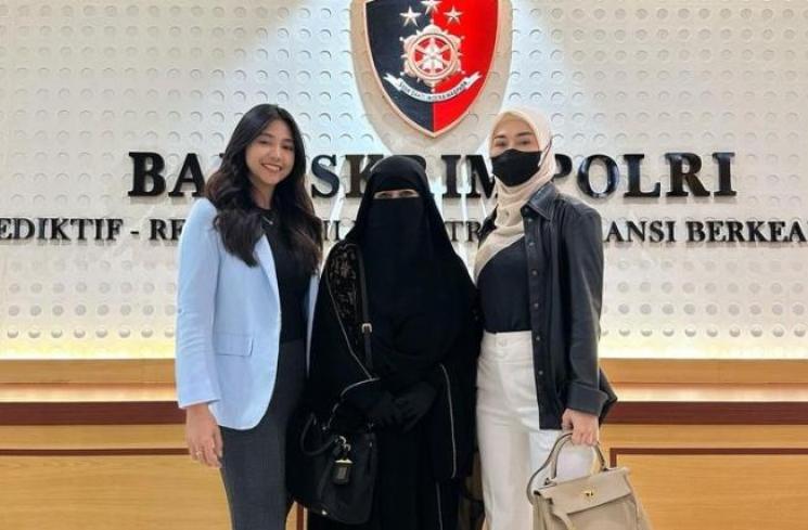 Marissya Icha dan Umi Pipik Turut Laporkan Oklin Fia Buntut Konten Jilat Es Krim: Nggak Kaleng-Kaleng