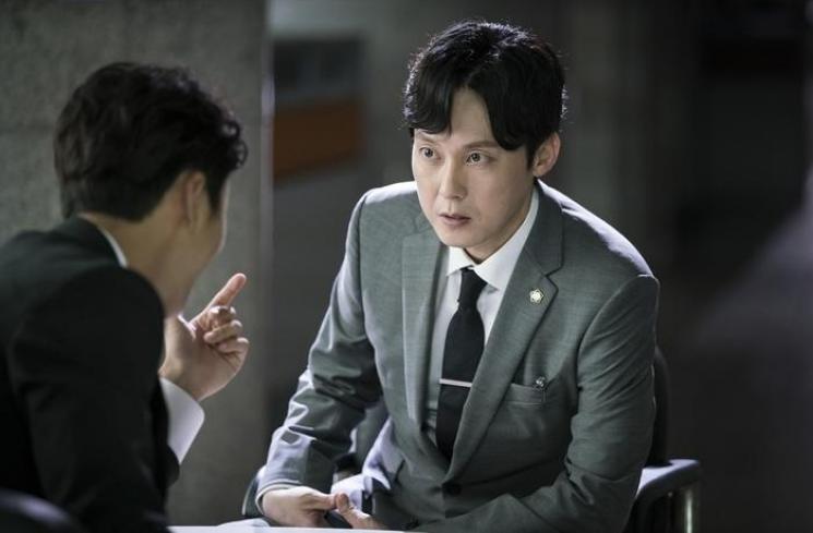 Sinopsis Your Honor (Hancinema)