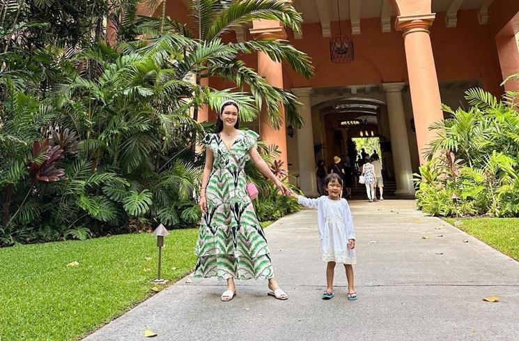 Potret Shandy Aulia liburan di Hawaii (Instagram/@shandyaulia)