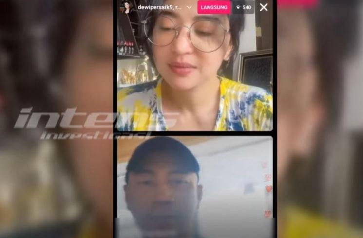 Rully dan Dewi Perssik saat live di Instagram. (YouTube Intens Investigasi)