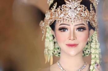 8 Potret Riasan Wajah Bella Bonita, Dibilang Menor saat Acara Ngunduh Mantu