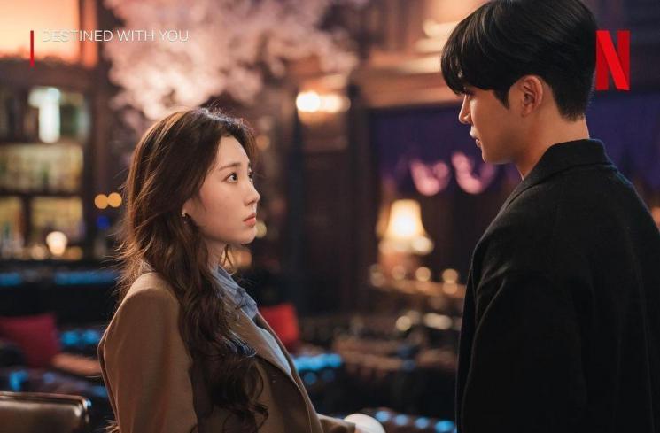 Pesona Yura Girl's Day di Destined With You (Instagram/@netflixkcontent)