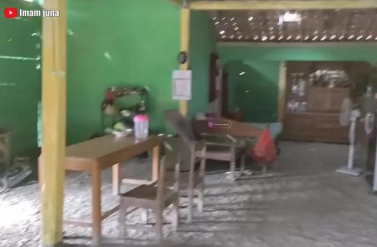Rumah Pratama Arhan di Blora. (YouTube/Imam Juna)