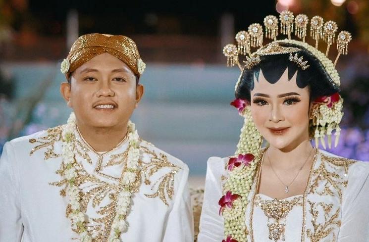 Riasan Wajah Bella Bonita (Instagram/@denny_caknan)