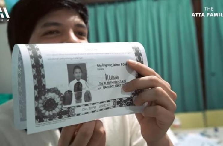 Momen Atta Halilintar Tebus Ijazah SMP (YouTube/AH)