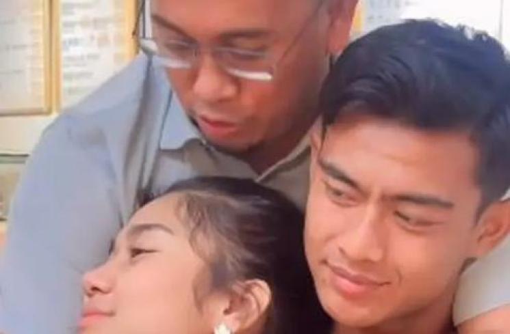 Potret Kedekatan Pratama Arhan dan Andre Rosiade. (Instagram/arhanazizah.official)