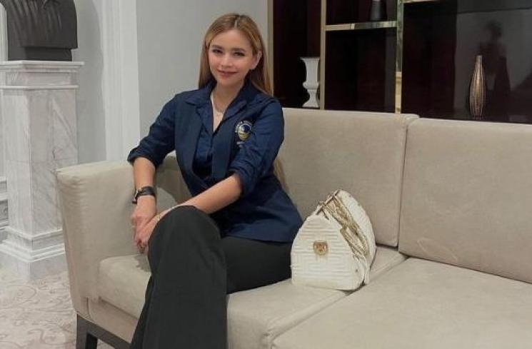 Kronologi Perseteruan Denny Sumargo dan Verny Hasan. (Instagram/vernyhasan_)