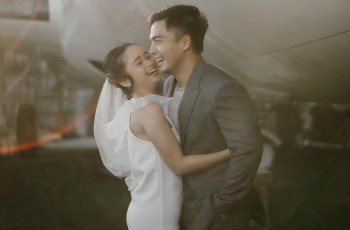 Gritte Agatha Resmi Menikah di Bali, Langsung Pamer Foto Cium Bibir Arif Hidayat