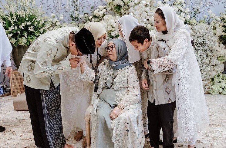 Momen Pengajian Pernikahan Atheera Anak Sandiaga Uno (Instagram/@sandiuno)