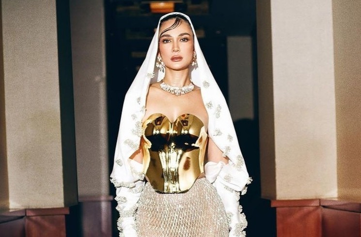 Biodata dan Agama Luna Maya (Instagram/lunamaya)