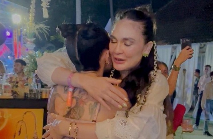 Nikita Mirzani di acara ulang tahun Luna Maya (instagram)