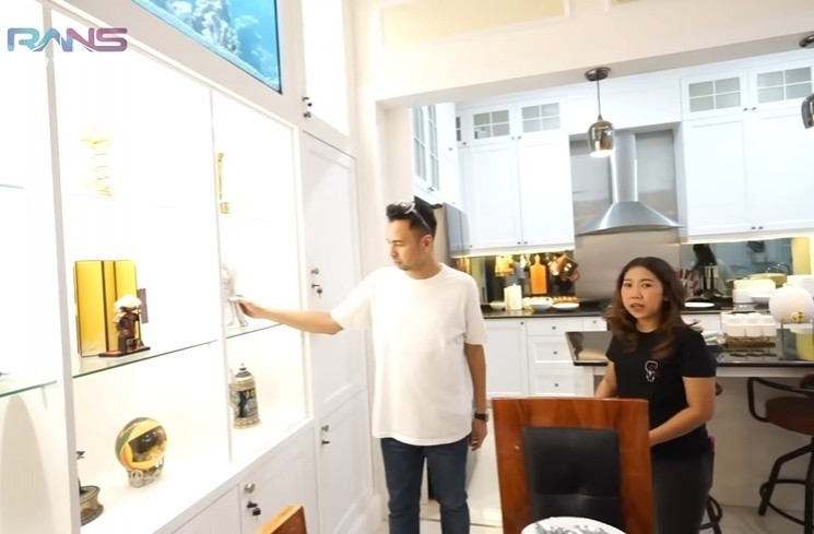 Rumah Kiky Saputri (YouTube Rans Entertainment)