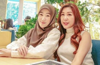 Diduga Tak Datang ke Nikahan Putrinya, Instagram Ibu Larissa Chou Diserbu: Ada Apa Tante?