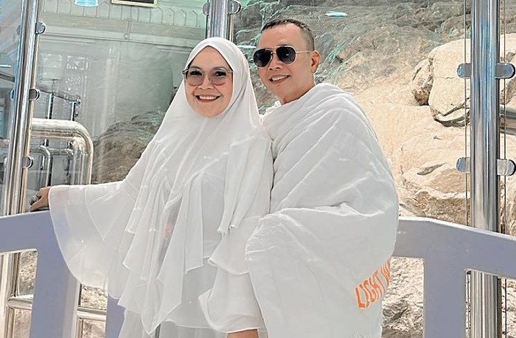 Seleb Dikritik saat Umrah (Instagram/@mom_ayting92_)