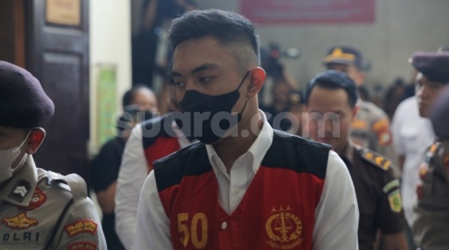 Biodata dan Agama Mario Dandy. (Suara.com/Alfian Winanto)