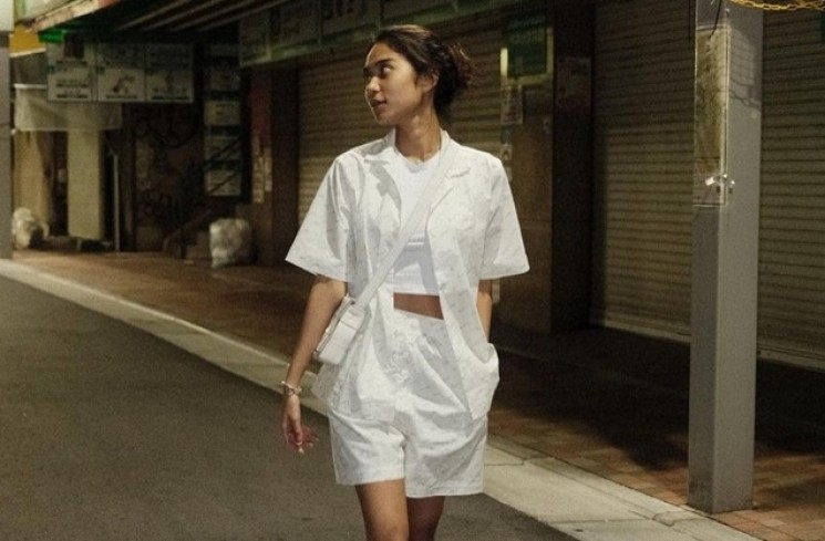 Potret Terbaru Azizah Salsha (Instagram/@acadumpie)