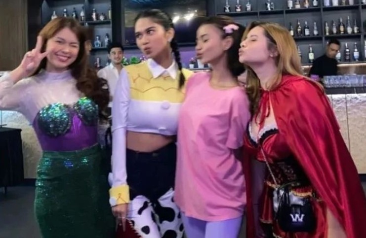 Rebecca Klopper di Ultah Azizah Salsha (Instagram)
