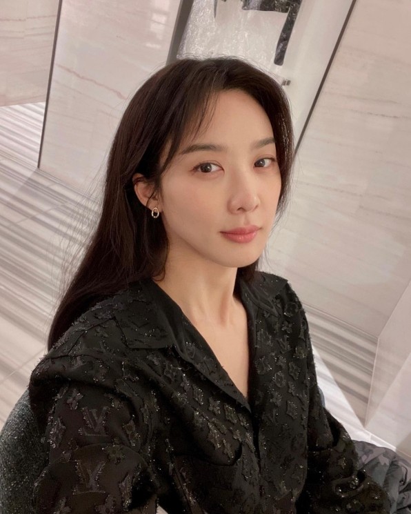 Fakta Drama Hide (Instagram/@leechungah)