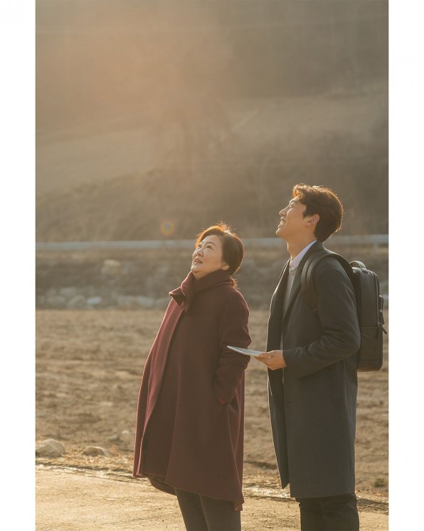 Adu Peran Pemain Film Our Season (Instagram/@showbox.movie)