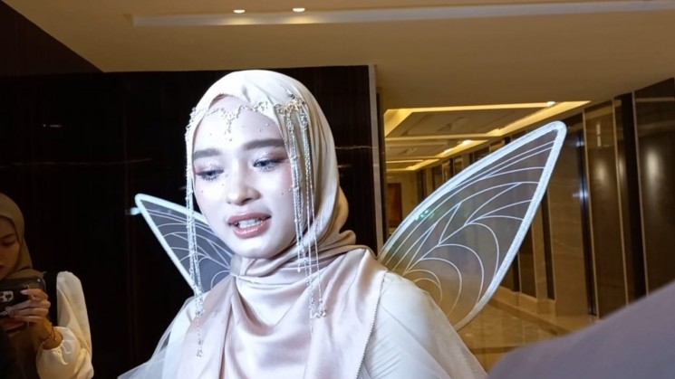 Inara Rusli Hadiri Ultah Ashanty (Matamata.com/Tiara Rosana)