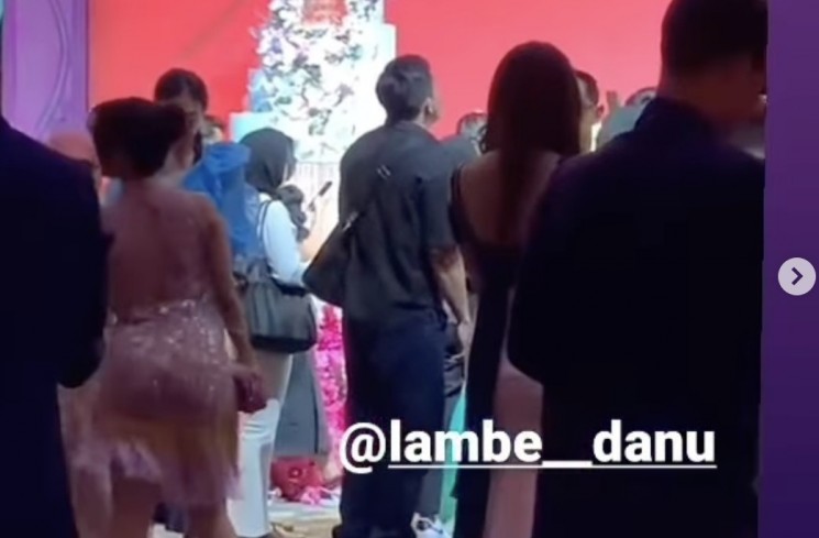 Fuji di ultah Ashanty. (Instagram/@lambe_danu)