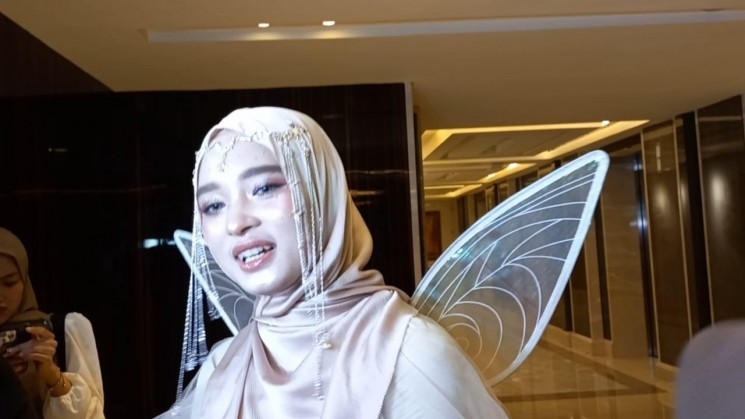 Inara Rusli Hadiri Ultah Ashanty (Matamata.com/Tiara Rosana)