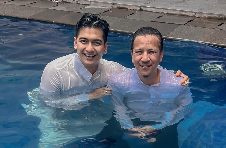 Teuku Ryan dituding jalani pembaptisan