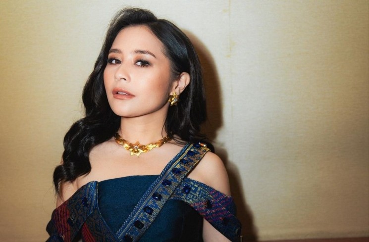 Prilly Latuconsina