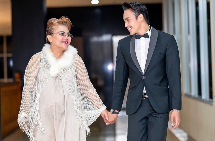 Gaya Pacaran Jordan Ali dan Eva Manurung (instagram/@evamanurung1105)