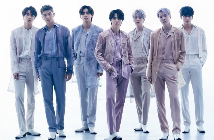 BTS (Instagram/@bts.bighitofficial)