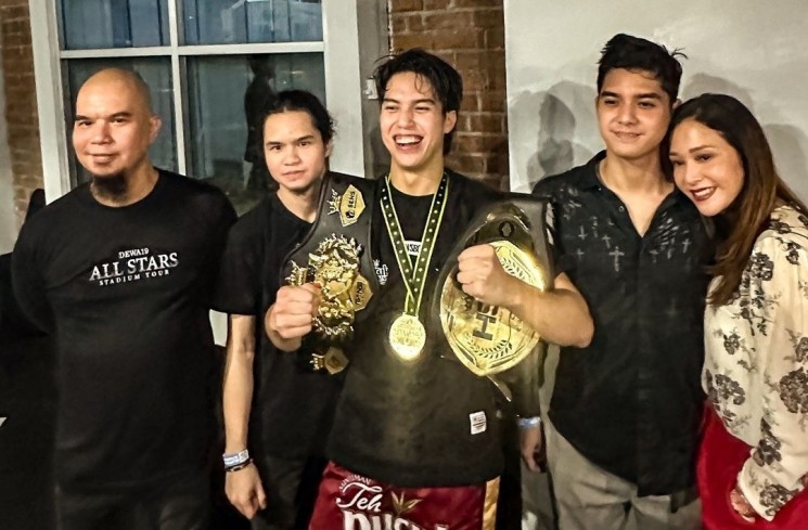 El Rumi menang tinju atas Jefri Nichol (Instagram/@elelrumi)