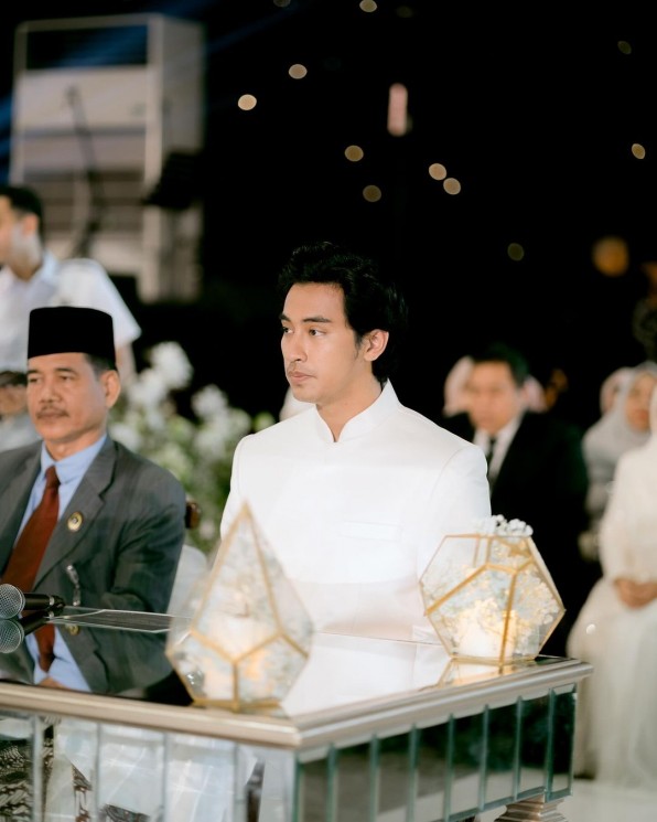 Artis Jadi Wali Nikah Saudara. (Instagram/antzcreator)