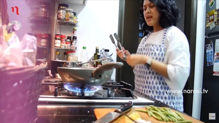 Potret Apartemen Sarah Sechan di Singapura (YouTube/Narasi)