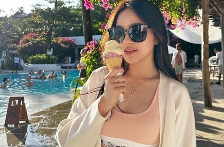 Gaya Mewah Eca Aura (instagram/@elsaajapasal)