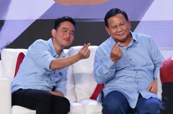Gaya Debat Gibran Rakabuming Dianggap Mirip Mahasiswa, Penampilannya Bisa Persuasi Anak Muda?