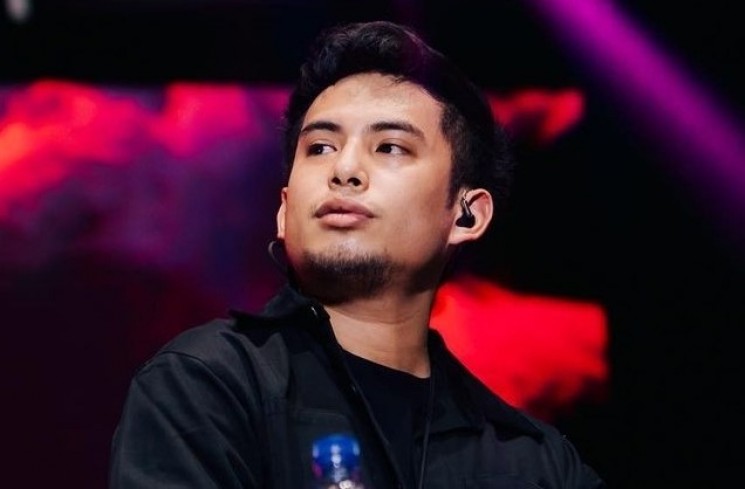 Pria yang pernah dekat dengan Steffi Zamora (Instagram/@okintph)