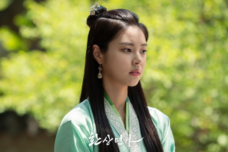 Pesona Hong Ye Ji di Love Song for Illusion (Instagram/@kbsdrama)