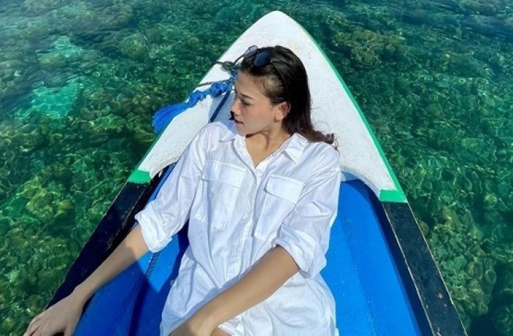 Potret Cantik Bella Damaika (instagram/@belladamayka)
