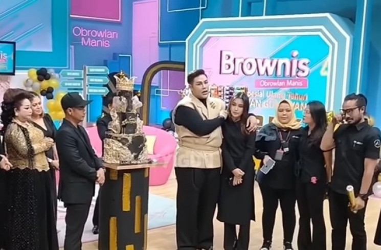 Momen Ivan Gunawan Pamit dari Brownis (YouTube/AyyIgun)