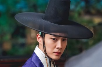 8 Potret Lee Jong Won di Knight Flower, Lawan Main Honey Lee yang Ganteng Abis!
