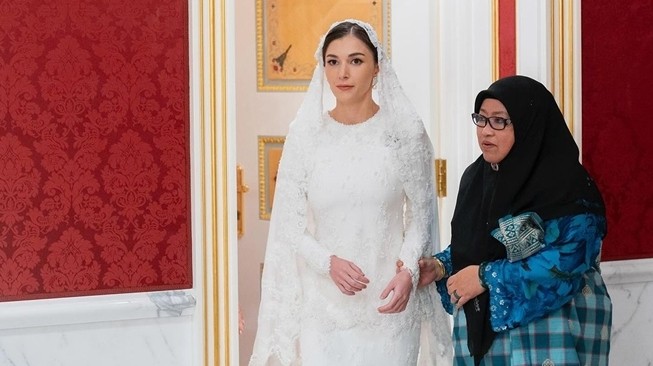 Potret Anisha Rosnah di Acara Berbedak Mandi (instagram/@muash.portfolio)