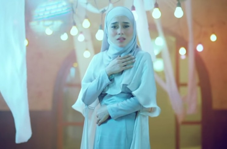 Cuplikan video klip lagu Angin yang dinyanyikan Lesti Kejora (YouTube 3D Entertainment)