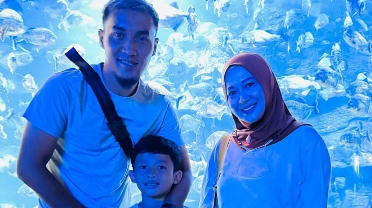 Potret Okie Agustina dan Gunawan Dwi Cahyo Kompak Urus Anak (Instagram/@okieagustina_)