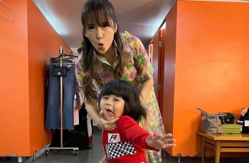 Anak Cherly Eks Cherrybelle Kristen Tapi Hafal Lagu Solawat Nabi, Didoakan Login