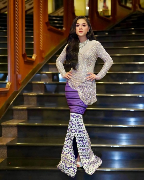 Profil dan Biodata Melly Lee. (Instagram/mellyleeofficial)