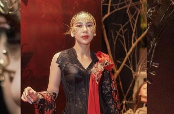 Cantik Menawan! 9 Pesona Adinda Thomas di Gala Premiere Pemukiman Setan