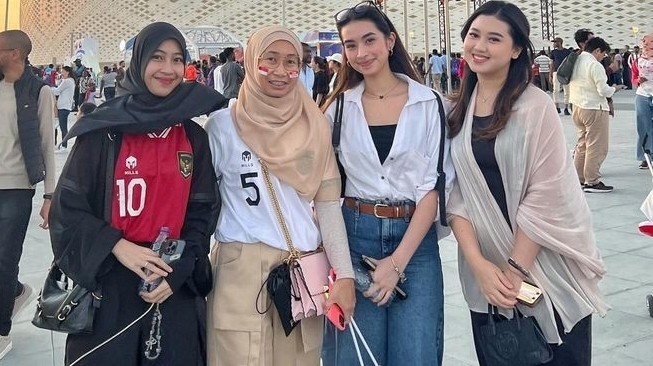 Adu Gaya WAGs Timnas Indonesia di Qatar (instagram/@dewivinandita)