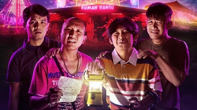 Sinopsis Agak Laen (imdb)